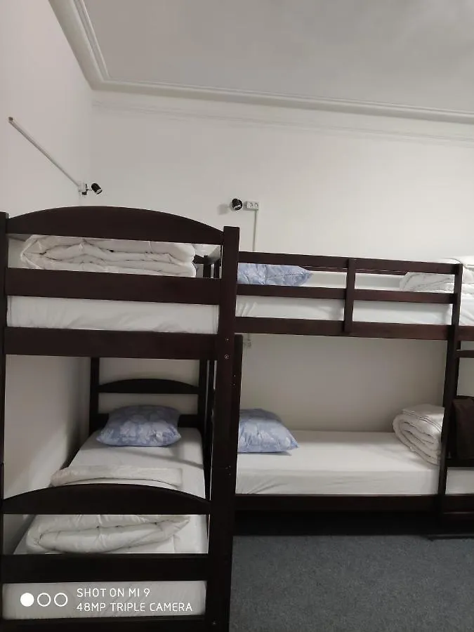 Hostel Leon Kyjev 0*,