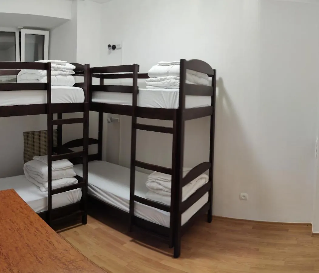Hostel Leon קייב 0*,  אוקראינה